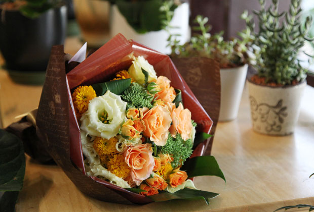 花束(ブーケ風)黄色・オレンジ系